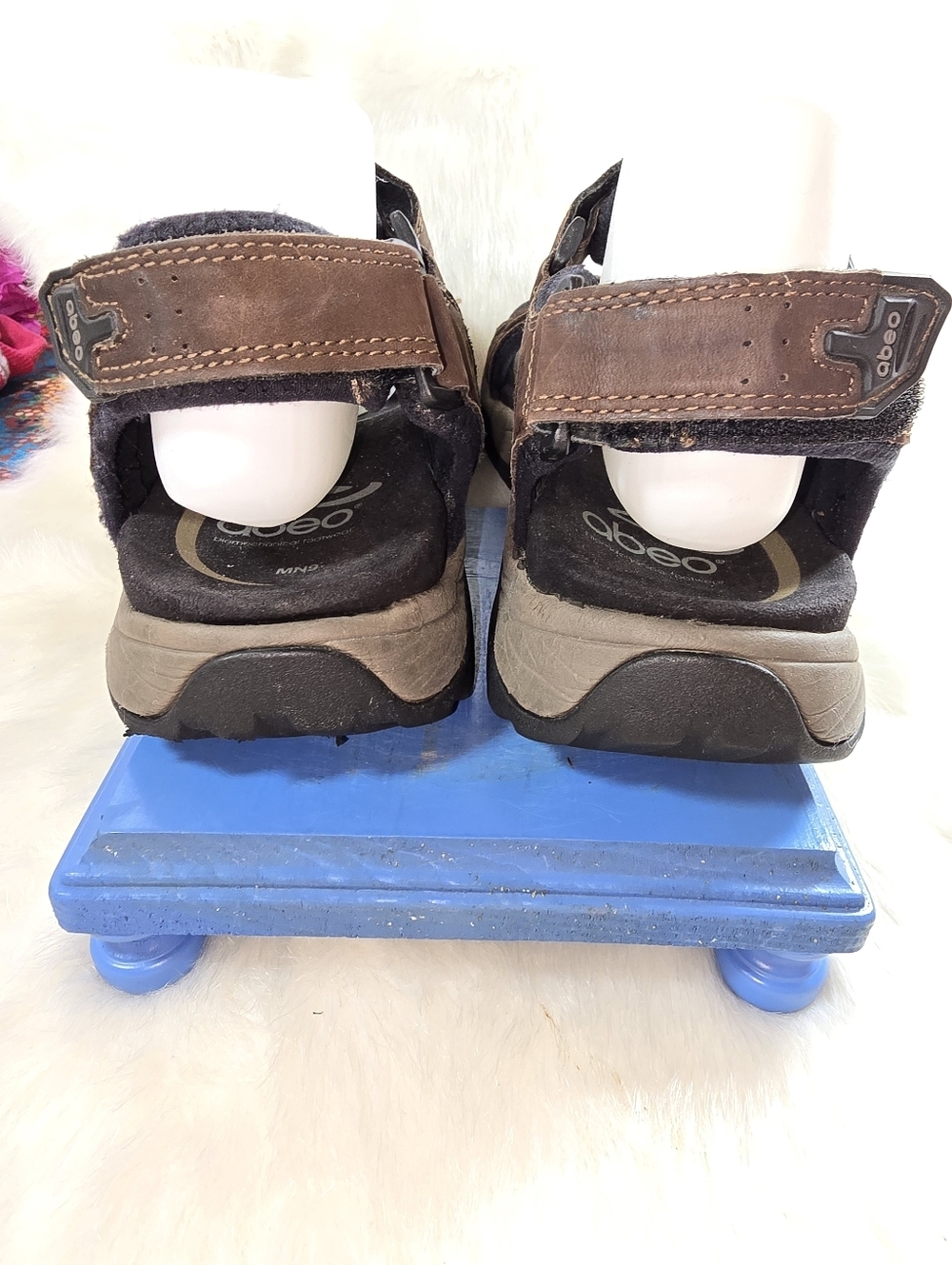 Abeo Mens Brown Adjustable Outdoor Sandals - Picture 8 of 9